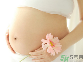 月子里怎么去妊娠紋？月子里吃什么可以去妊娠紋？