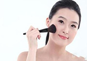 bb霜能涂在眼睛周圍嗎？bb霜涂在眼睛周圍有什么害處？