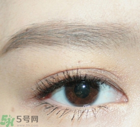 戴眼鏡怎么化妝？眼鏡妝怎么畫(huà)