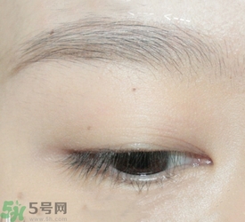 戴眼鏡怎么化妝？眼鏡妝怎么畫(huà)