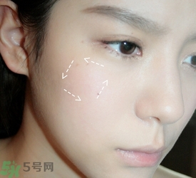 戴眼鏡怎么化妝？眼鏡妝怎么畫(huà)