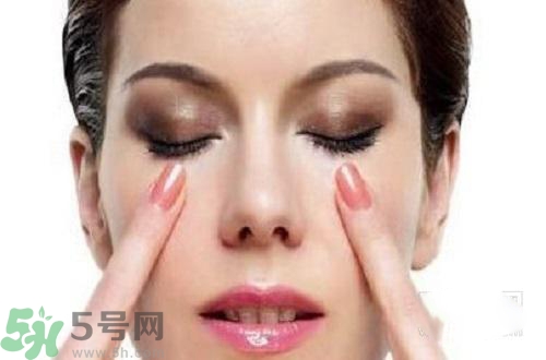 秋季眼睛干澀怎么辦？秋季眼睛干澀怎么調(diào)理？