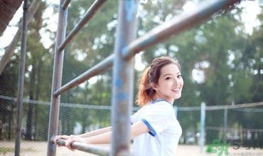 13歲女生平胸怎么辦？13歲女生平胸正常嗎？
