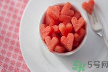 秋季為什么不能吃瓜？秋季吃瓜有什么危害？
