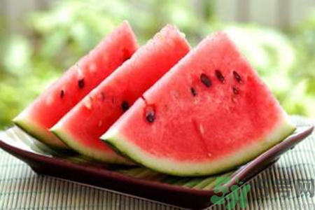 秋季為什么不能吃瓜？秋季吃瓜有什么危害？