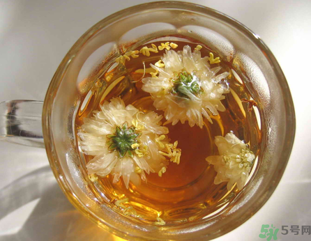 羅漢果可以和菊花一起泡水喝嗎？羅漢果菊花茶的做法及營養(yǎng)價(jià)值
