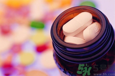 感冒發(fā)燒可以服用抗生素嗎？常見的抗生素有哪些？