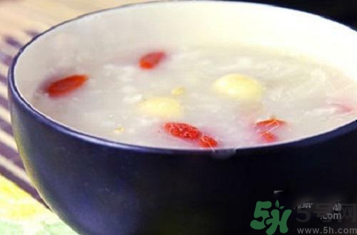 秋天喝什么粥比較好？秋天喝粥的好處