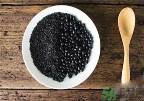 眼睛干澀吃什么好？眼睛疲勞吃什么好？