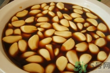 醋泡大蒜的好處有哪些？醋泡大蒜的壞處有什么？