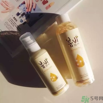 春雨水乳好用嗎？春雨蜂蜜水乳怎么樣？