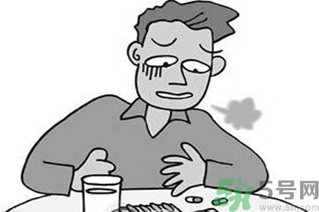 長期酗酒會引起心絞痛嗎？引起心絞痛的原因有哪些？