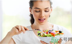 秋季如何保養(yǎng)腸胃？秋季吃什么對腸胃好？