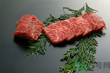口腔潰瘍可以吃牛肉嗎？口腔潰瘍能不能吃牛肉？