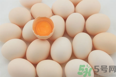過敏性鼻炎可以吃雞蛋嗎？過敏性鼻炎能不能吃雞蛋？