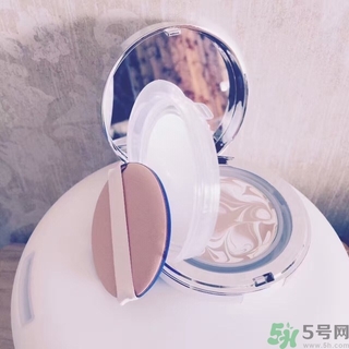 age20s粉底霜怎么用？愛(ài)紀(jì)二十粉底霜使用方法