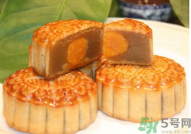 寶寶可以吃月餅嗎？寶寶吃月餅注意事項(xiàng)