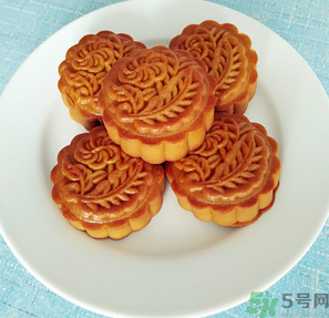 血糖高的人可以吃月餅嗎？血糖高的人怎樣吃月餅？