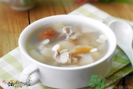 麥冬泡水喝的功效有哪些？麥冬泡水有什么禁忌？