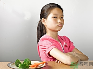 寶寶挑食不愛吃飯怎么辦？寶寶挑食怎么辦？