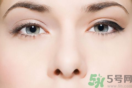 鼻翼長痘痘怎么回事？鼻翼長痘痘的原因是什么？