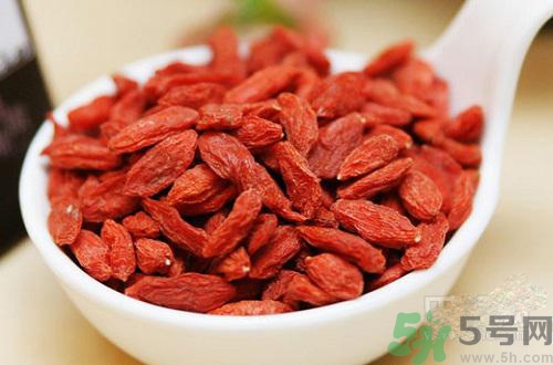 枸杞發(fā)黑能吃嗎？枸杞發(fā)黑是怎么回事？