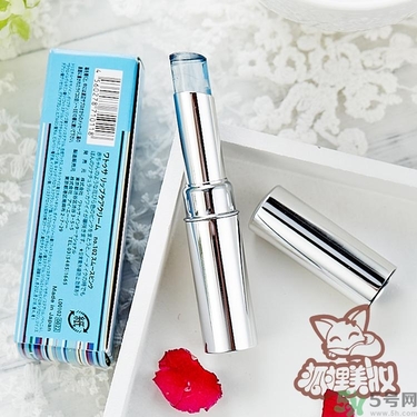 WATOSA潤(rùn)唇膏怎么樣？WATOSA護(hù)唇膏好用嗎？