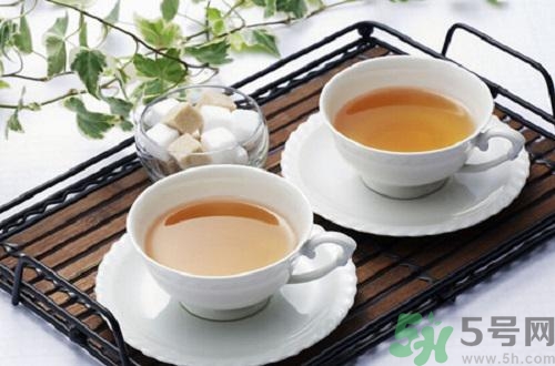 黃芪當(dāng)歸可以泡水喝嗎？黃芪當(dāng)歸泡水喝有什么功效？