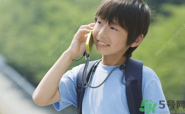 15歲男孩的標(biāo)準(zhǔn)身高應(yīng)該多高？15歲男孩的標(biāo)準(zhǔn)身高體重