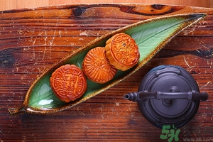 冰皮月餅和普通月餅的區(qū)別 蘇式月餅和廣式月餅的區(qū)別？