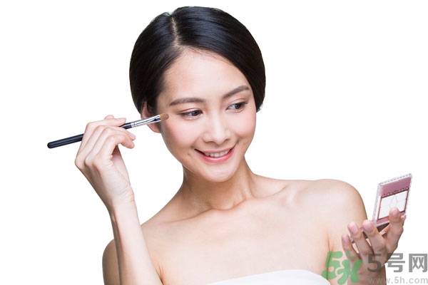 眼影干了怎么辦？眼影保質(zhì)期一般多久？