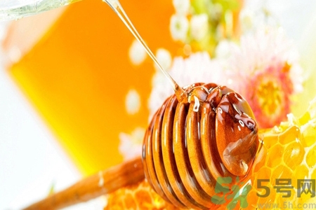 ?蜂蜜怎么吃才有營養(yǎng)？蜂蜜的鑒別方法是什么？