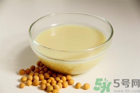 豆?jié){是堿性還是酸性？豆?jié){是涼性還是熱性？