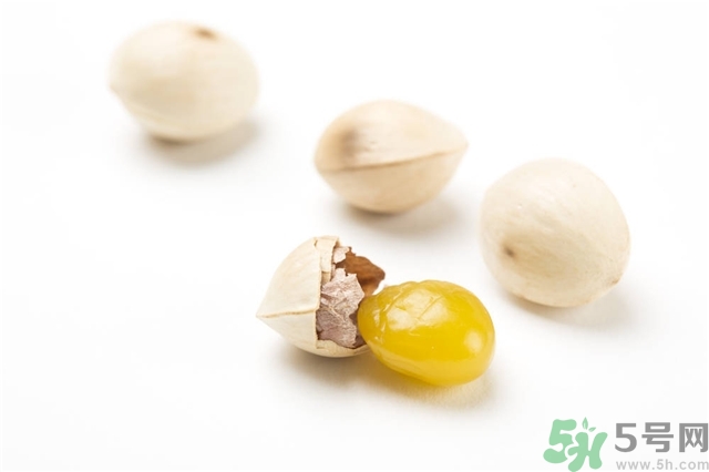 新鮮的白果怎么吃最好且有營養(yǎng)？白果怎么吃不會(huì)中毒？