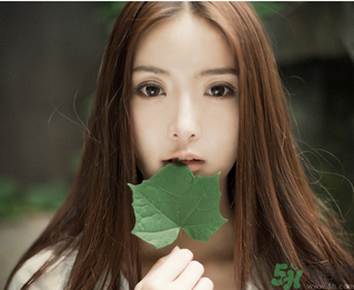 18歲的女生用什么護(hù)膚品？18歲的女生適合用的護(hù)膚品推薦
