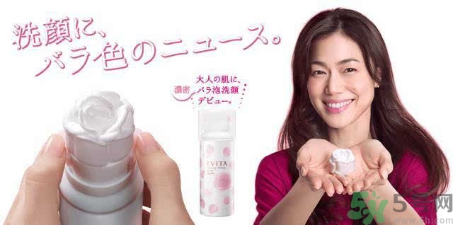 kanebo嘉娜寶玫瑰潔面乳怎么用？kanebo玫瑰洗面奶使用方法