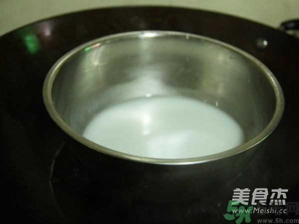 水晶月餅用的什么粉？水晶月餅的做法及配方