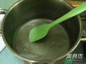 水晶月餅用的什么粉？水晶月餅的做法及配方
