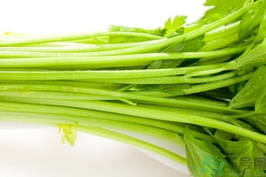芹菜汁能去斑嗎？芹菜汁可以做面膜嗎？