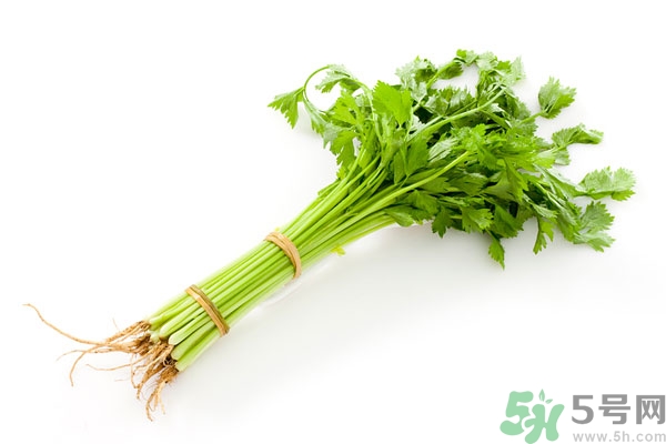 芹菜汁能去斑嗎？芹菜汁可以做面膜嗎？