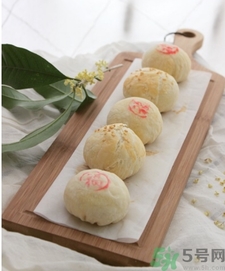 蘇式月餅用的什么面粉？蘇式月餅的做法