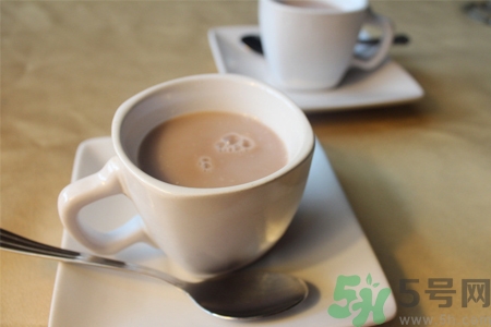 為什么喝奶茶后睡不著覺(jué)？喝奶茶會(huì)失眠怎么辦？