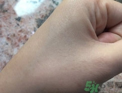 菲詩小鋪水光無瑕氣墊修顏乳怎么用？菲詩小鋪氣墊cc使用方法
