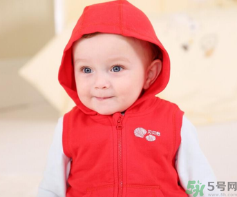 九月份出生的寶寶穿什么衣服？九月寶寶穿衣注意事項