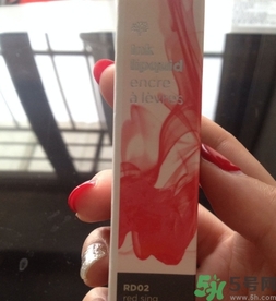 菲詩小鋪水墨絢染水潤唇彩怎么樣？菲詩小鋪唇彩好用嗎？