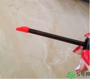 菲詩小鋪水墨絢染水潤唇彩怎么樣？菲詩小鋪唇彩好用嗎？
