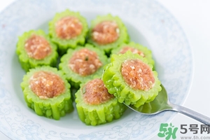 喝苦瓜汁會影響月經(jīng)嗎？來月經(jīng)可以喝苦瓜汁嗎？