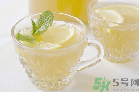 檸檬水是堿性食物嗎？檸檬水是酸性還是堿性？