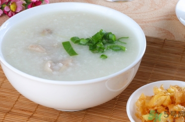 結(jié)腸息肉手術(shù)后吃什么？結(jié)腸息肉手術(shù)后要注意什么？