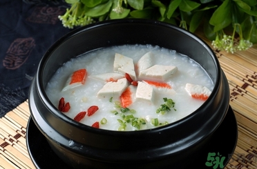 結(jié)腸息肉手術(shù)后吃什么？結(jié)腸息肉手術(shù)后要注意什么？